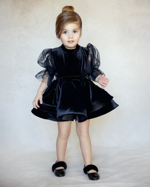 Black Velvet ISABELLA COUTURE Black Velvet ISABELLA COUTURE